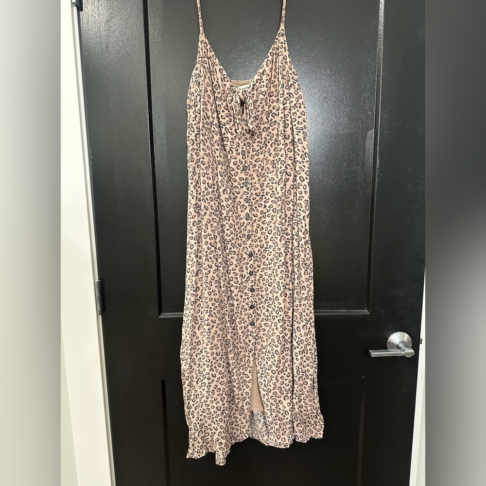 Abercrombie & Fitch Leopard Midi Dress